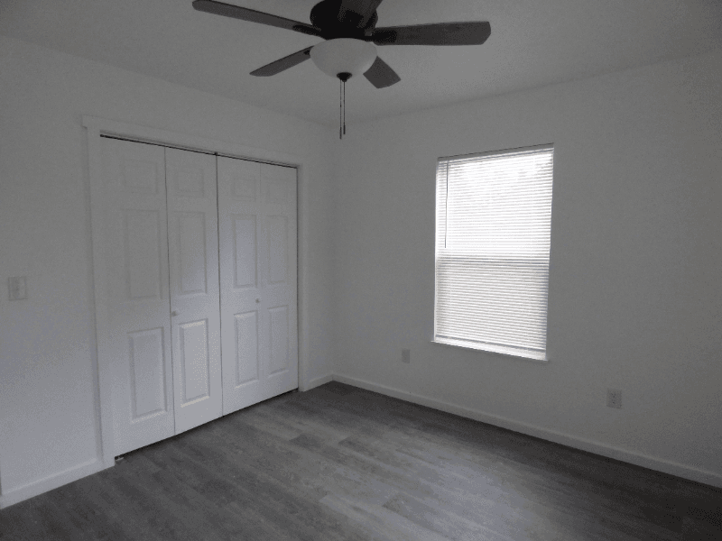 Orange House: 6 Eads Ave