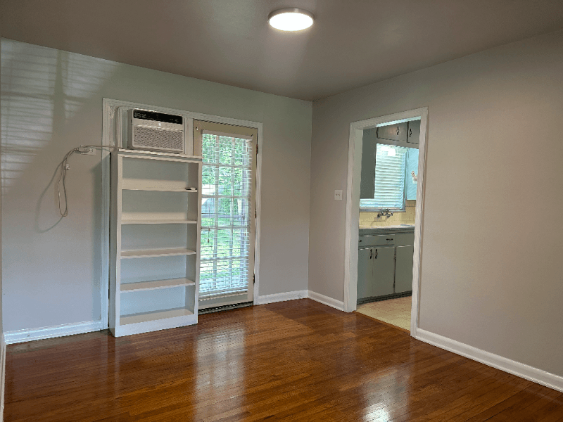 San Antonio House: 322 Altgelt Ave