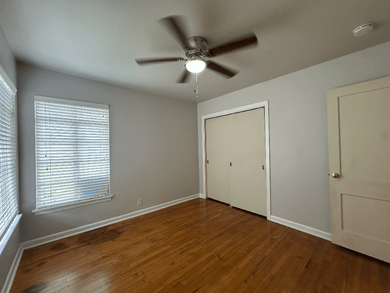 San Antonio House: 322 Altgelt Ave