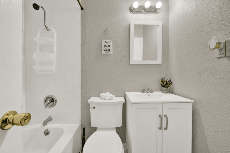 Converse Single Room: 313 Deborah Dr