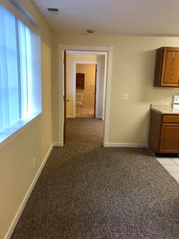 Yale Apartment: 420 North St