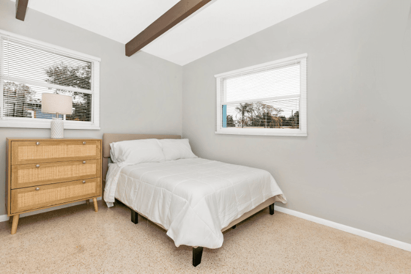 Clearwater House: 1502 Chandler Ave