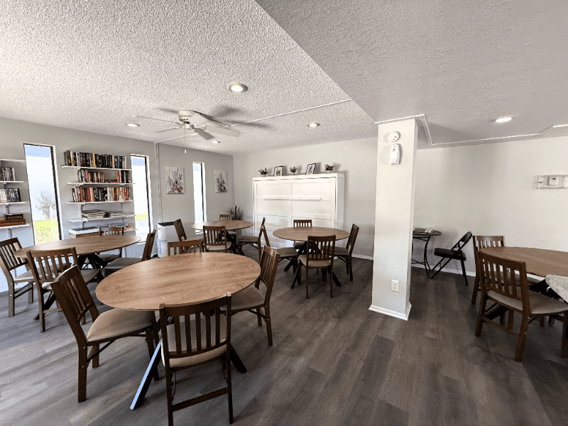 Peoria Apartment: 9231 N 99th Ave