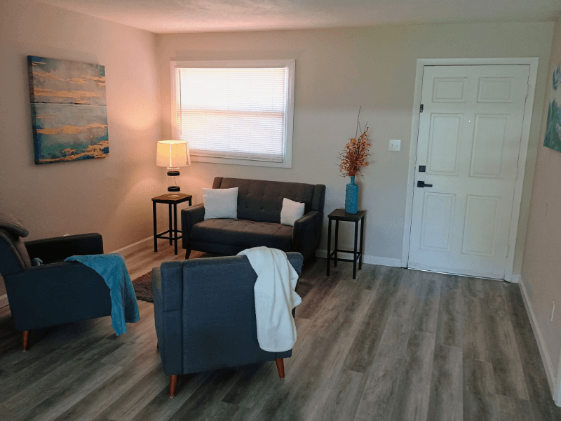 Orlando House: 5834 Forest Grove Blvd