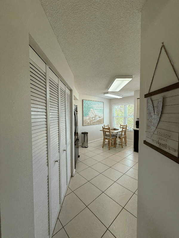 St Pete Beach Condo: 6191 Bahia Del Mar Blvd