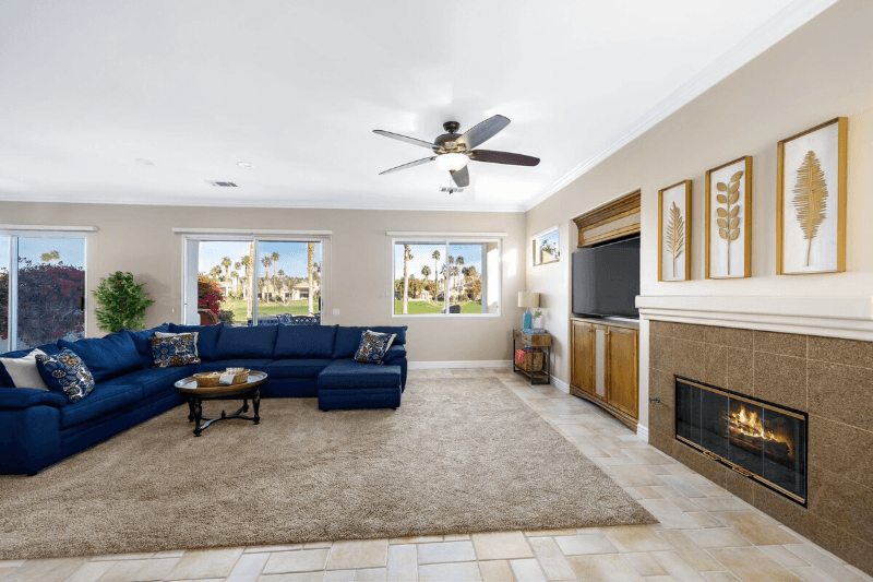 La Quinta House: 54994 Tanglewood