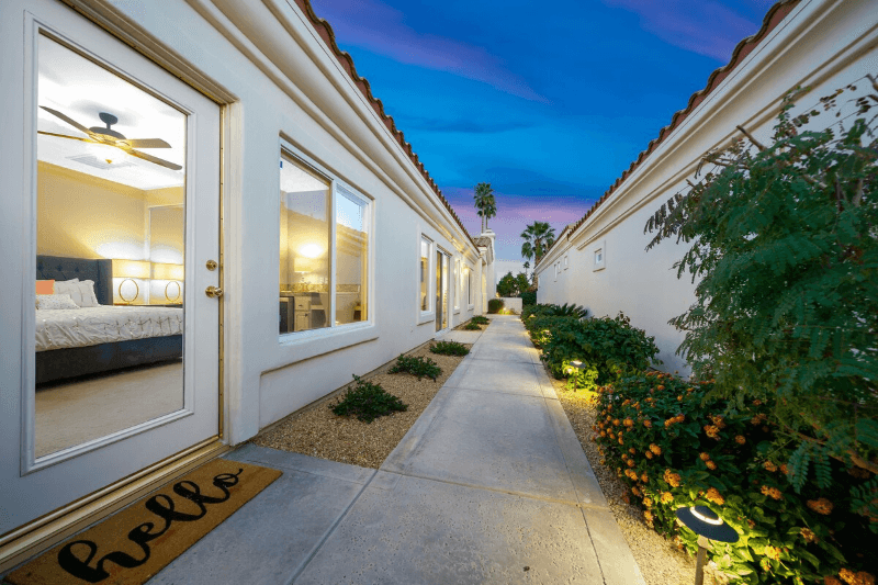 La Quinta House: 54994 Tanglewood