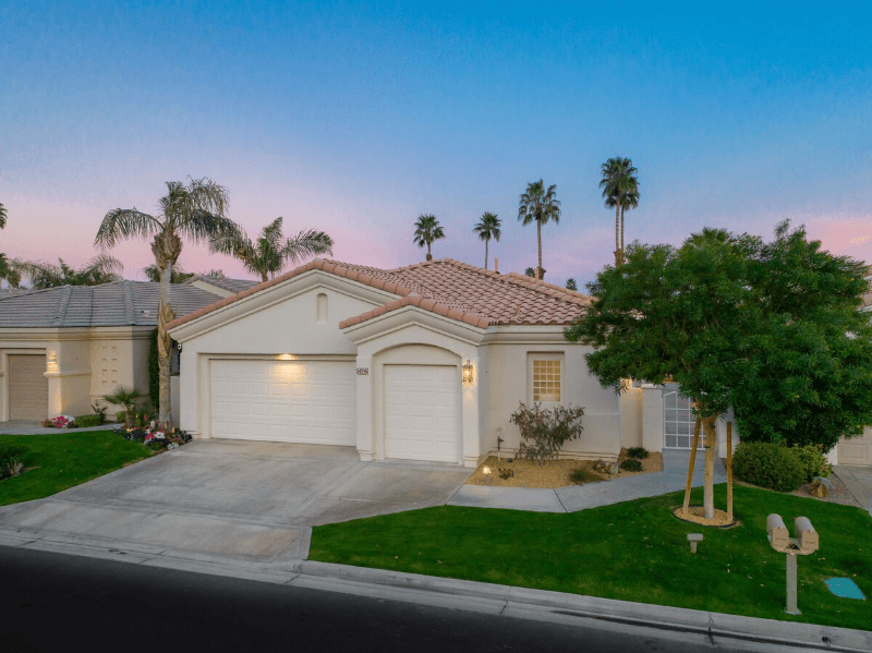 La Quinta House: 54994 Tanglewood