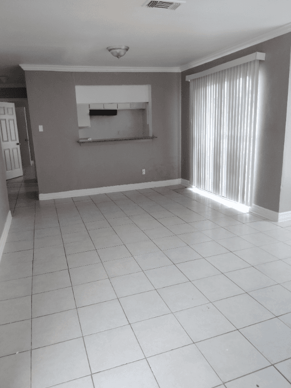 Houston Apartment: 10110 Forum Park Dr