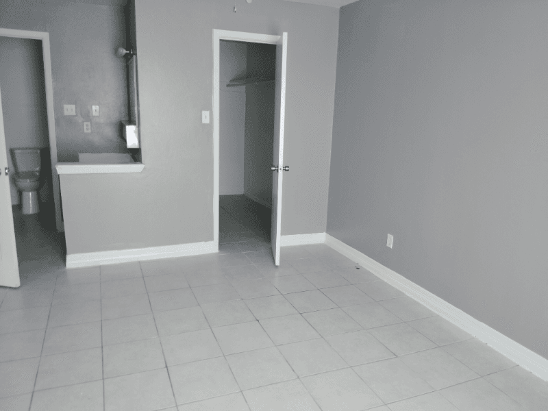 Houston Apartment: 10110 Forum Park Dr