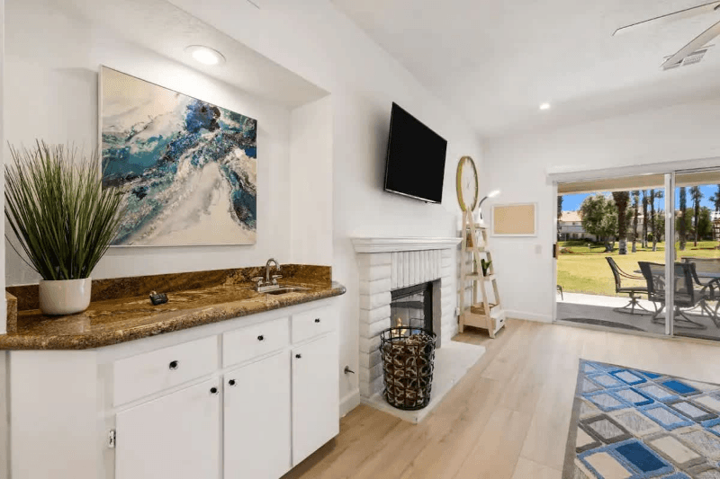 Palm Desert House: 248 Vista Royale Cir W