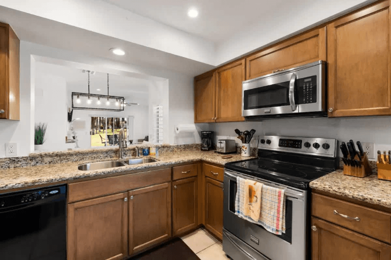 Palm Desert House: 248 Vista Royale Cir W