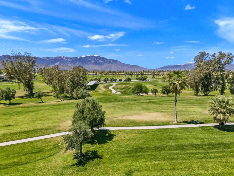 Palm Desert House: 187 Desert Falls Cir