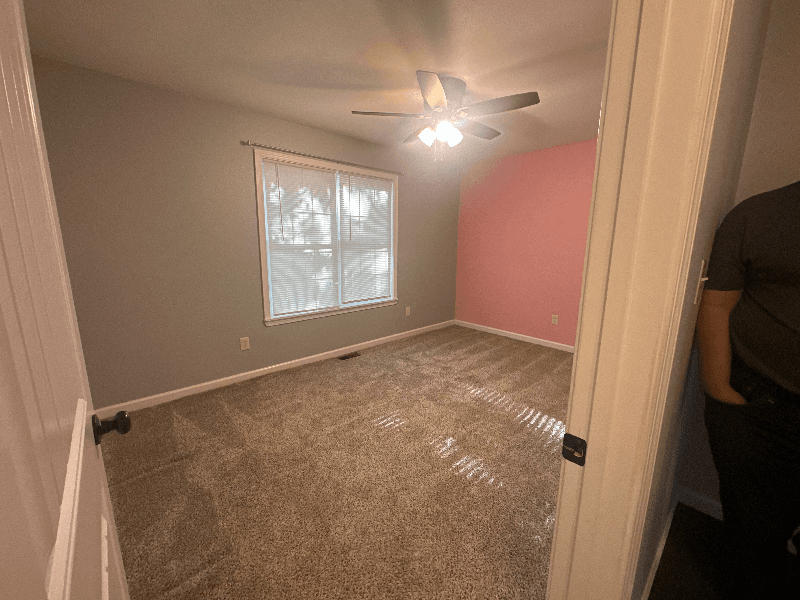 Farmington House: 25 Ava Ct.