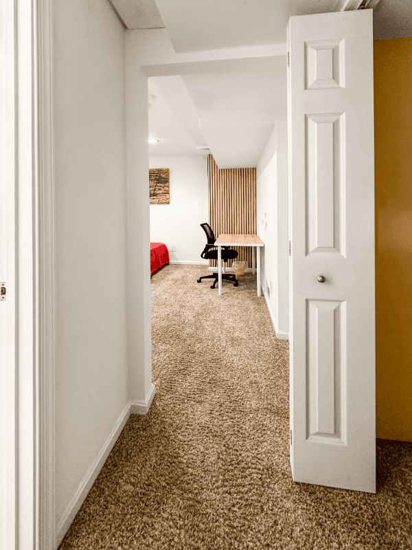 Highland Single Room: 6636 Isle of Skye Dr, Highland MD 20777
