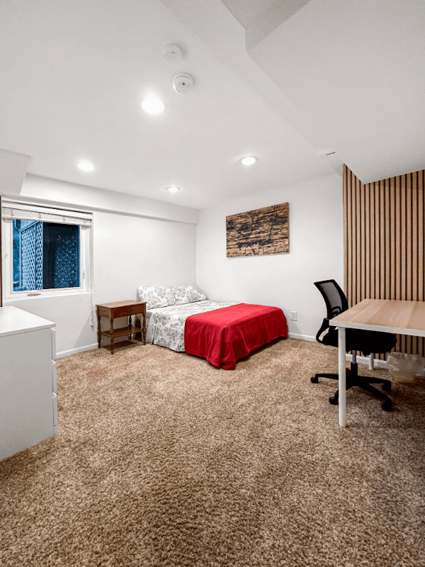 Highland Single Room: 6636 Isle of Skye Dr, Highland MD 20777