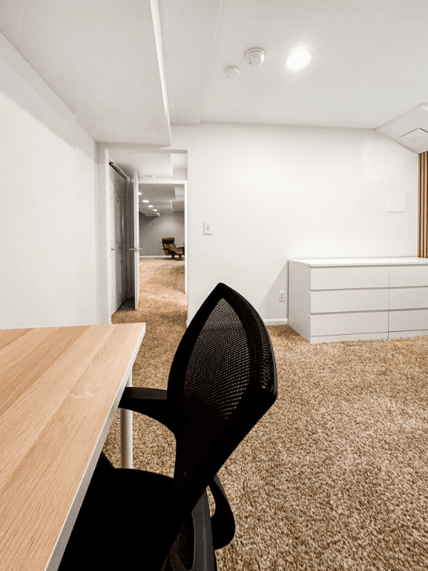 Highland Single Room: 6636 Isle of Skye Dr, Highland MD 20777