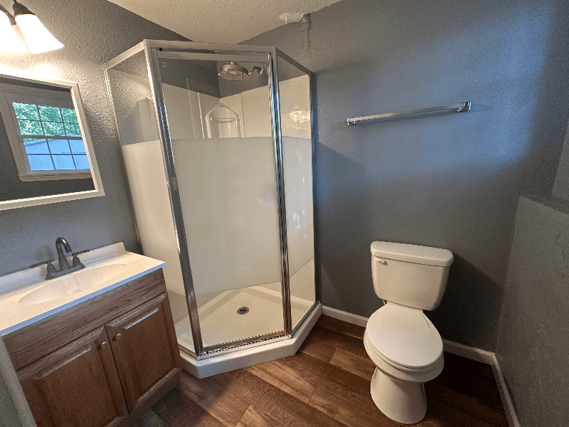 Farmington House: 25 Ava Ct.