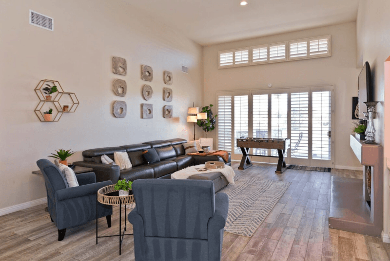 La Quinta House: 56980 Merion