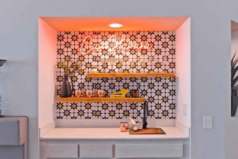 La Quinta House: 56980 Merion