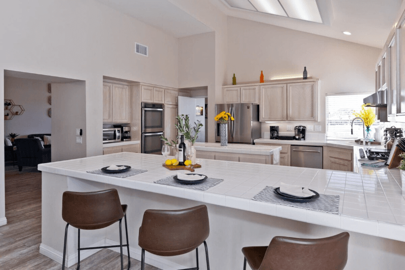 La Quinta House: 56980 Merion