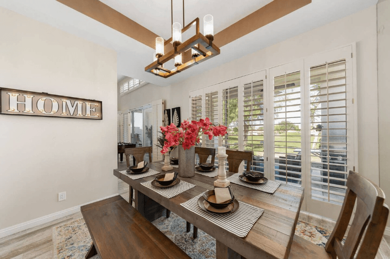 La Quinta House: 56980 Merion