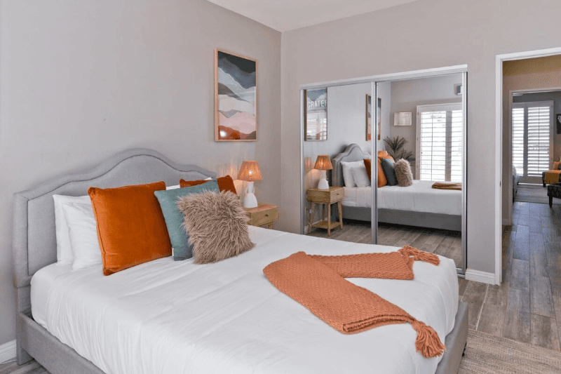 La Quinta House: 56980 Merion