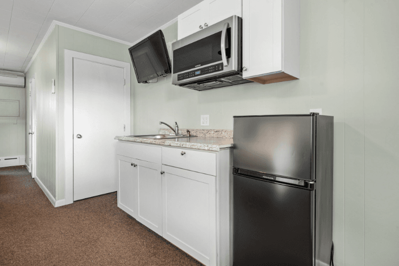 Old Orchard Beach Apartment: 8 Traynor St