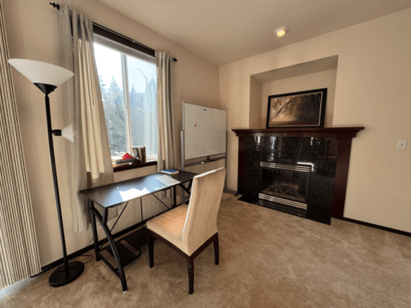 Everett Single Room: 5624 8th Dr W