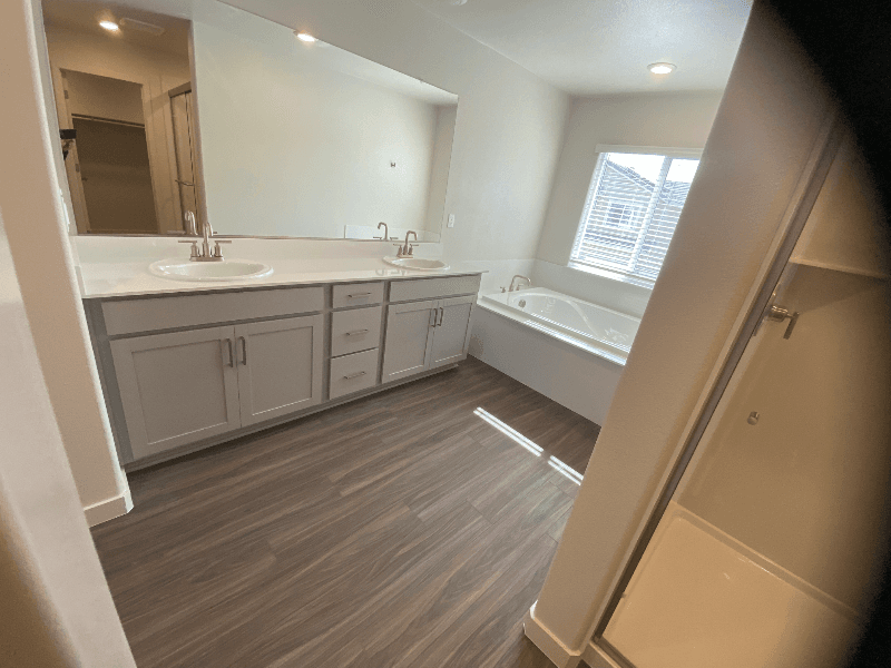 WEST SACRAMENTO House: 653 BARRETT LAKE RD