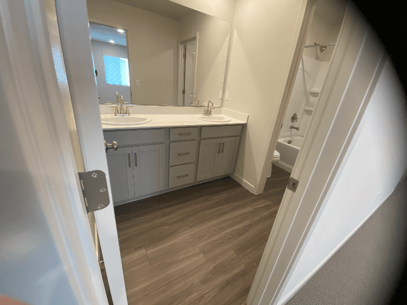 WEST SACRAMENTO House: 653 BARRETT LAKE RD