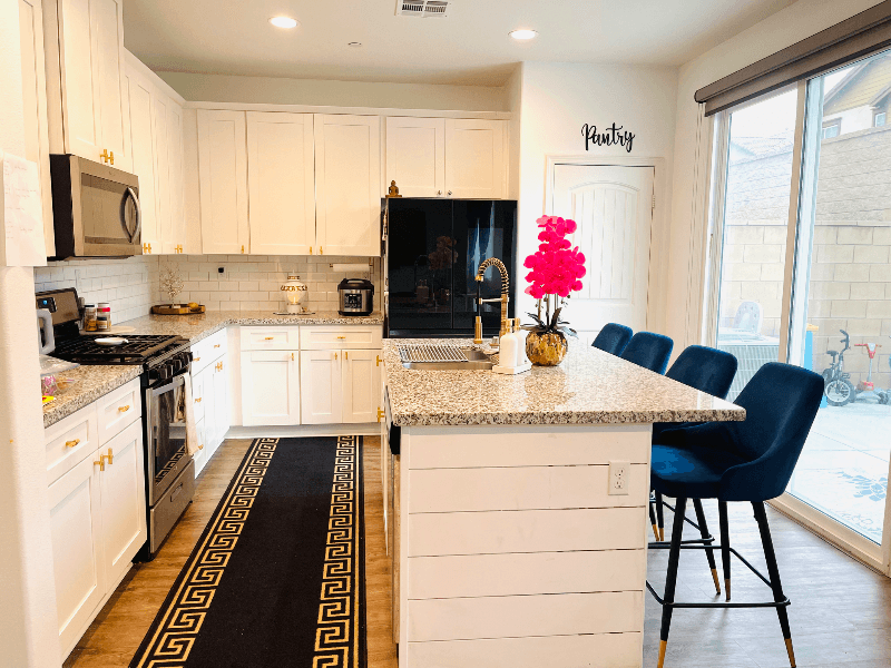 Fontana Single Room: 5615 Garibaldi Way