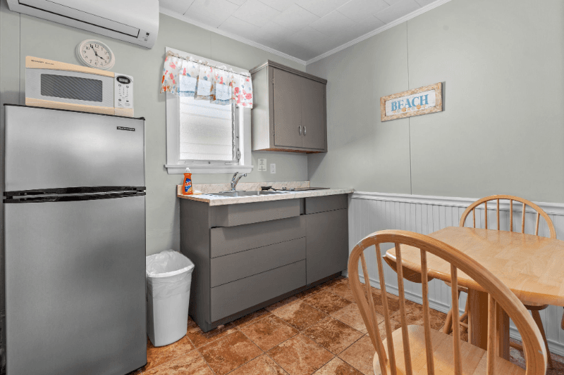 Old Orchard Beach Apartment: 8 Traynor St