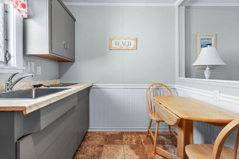 Old Orchard Beach Apartment: 8 Traynor St