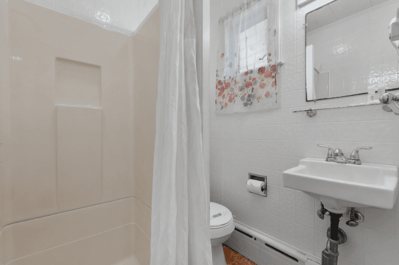 Old Orchard Beach Apartment: 8 Traynor St