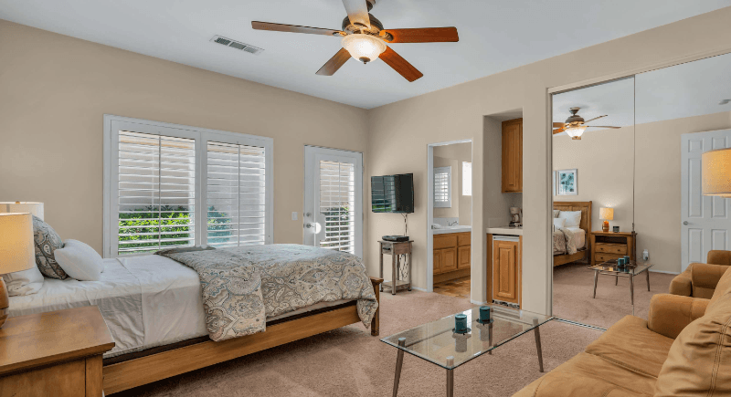 La Quinta House: 55408 Tanglewood