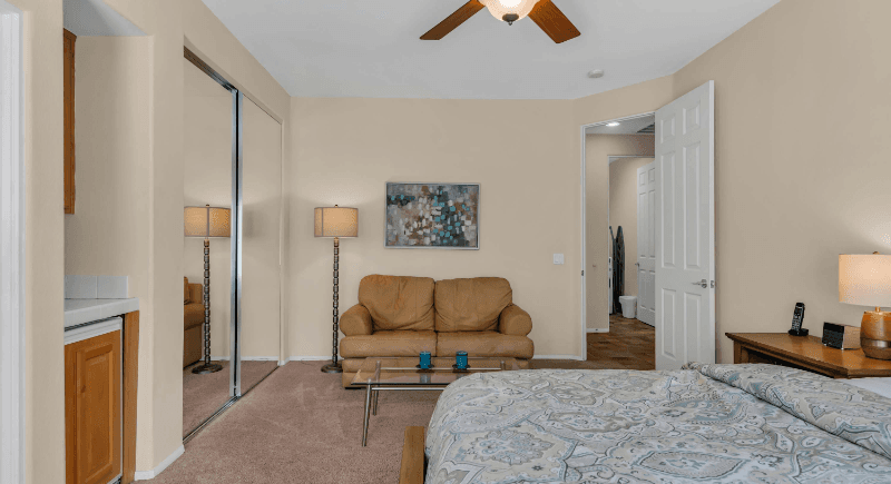 La Quinta House: 55408 Tanglewood