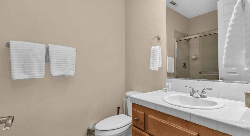La Quinta House: 55408 Tanglewood