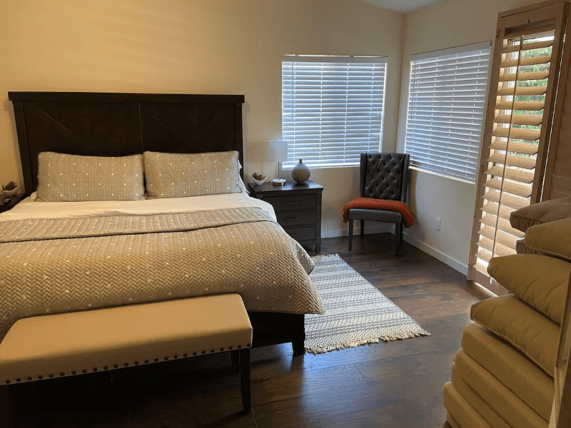 La Quinta House: 44270 Camino Lavanda