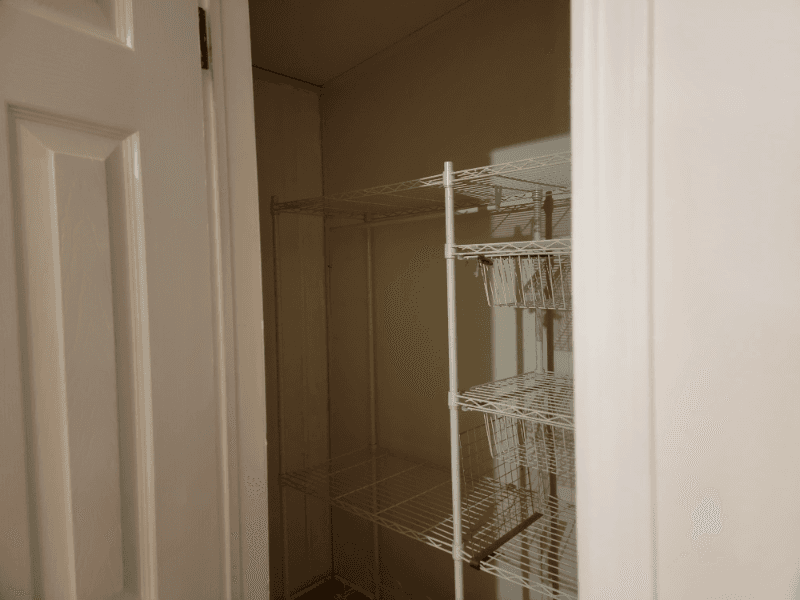 Apex House: 8936 Turner Drive