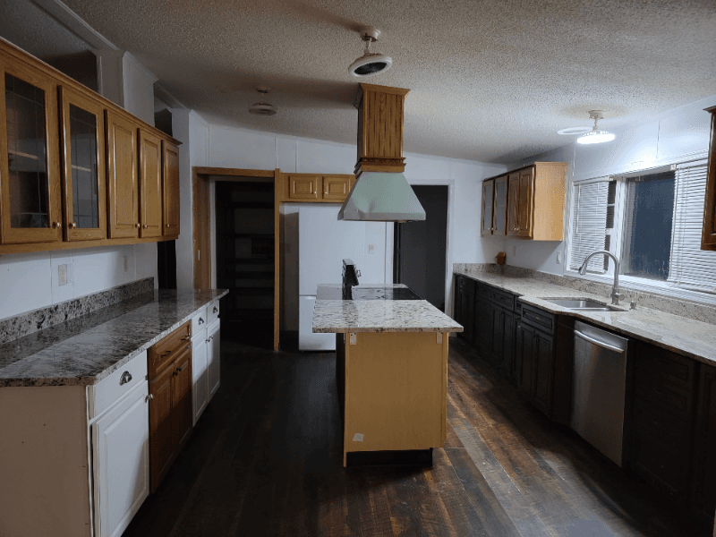 Apex House: 8936 Turner Drive