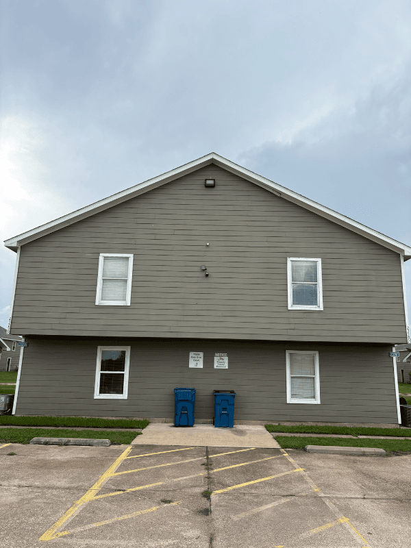 Hempstead Single Room: 23297 High Point St