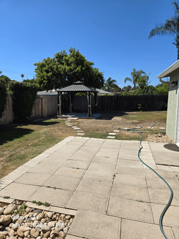 La Mesa House: 9310 Manor Drive