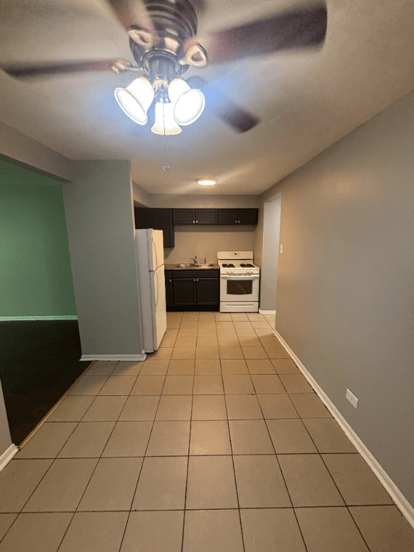 Chicago Apartment: 6435-6437 S Evans Ave