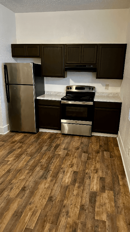 Jacksonville House: 1267 W 4th St