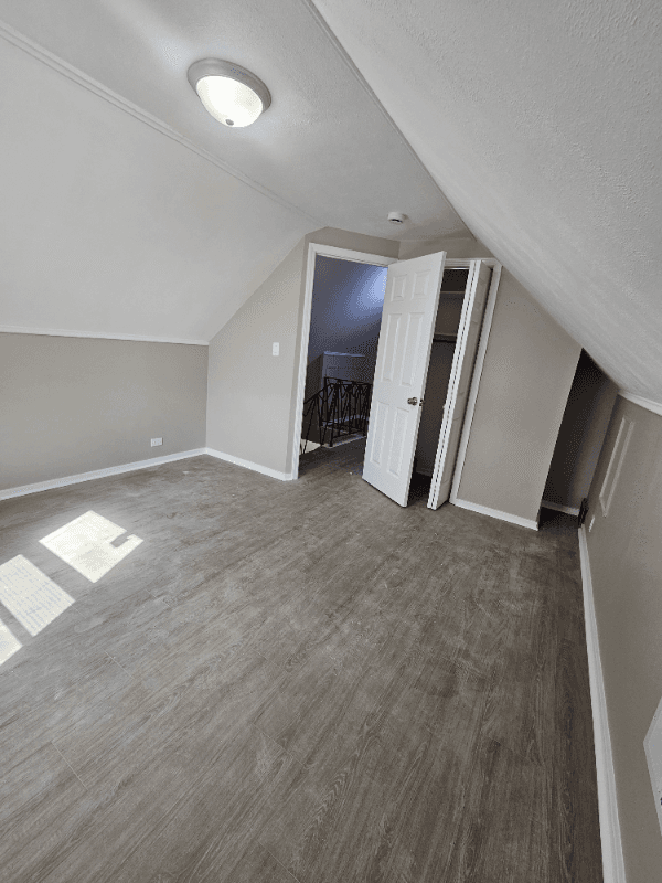 river grove House: 2733 indian boundary rd
