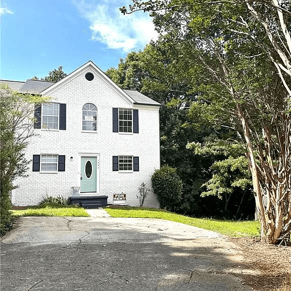 Kennesaw House: 1447 Shiloh Way NW