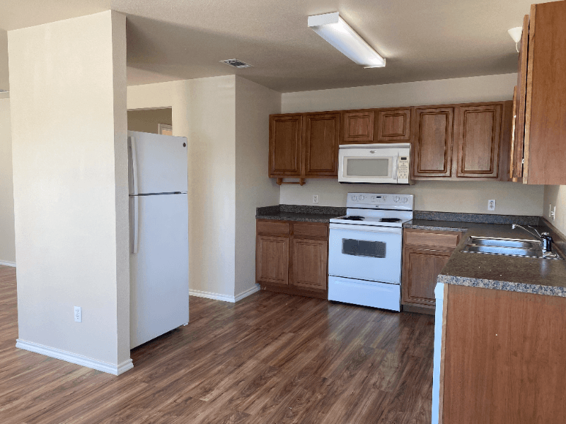Godley Apartment: 108 N Sixth Street