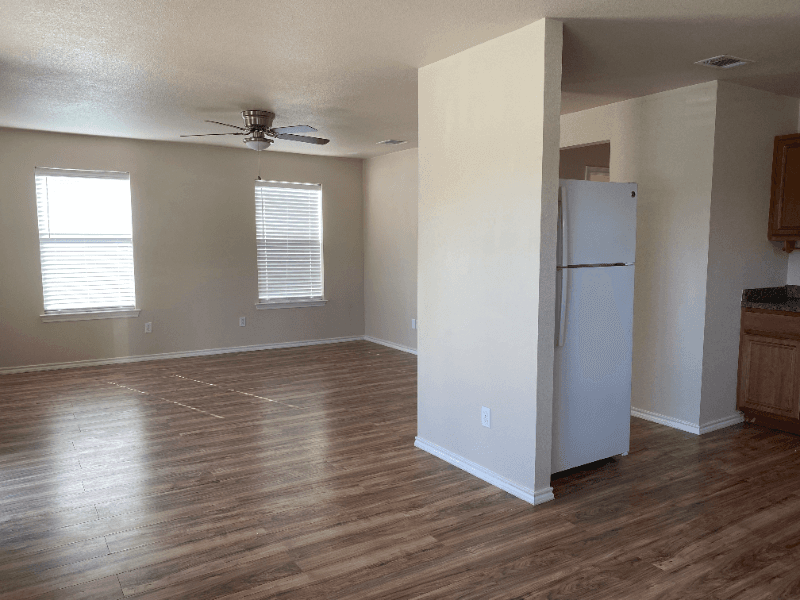 Godley Apartment: 108 N Sixth Street