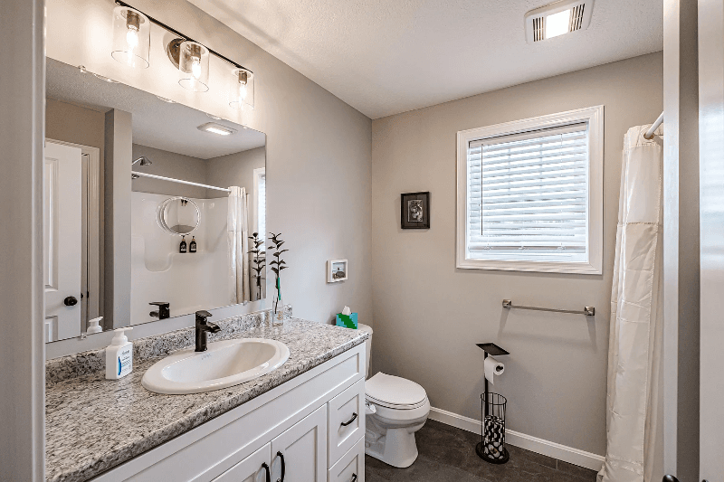 Saco Single Room: 364 Buxton Road